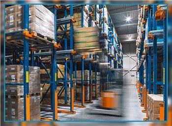 El sistema de estanterías de almacenamiento de carga más alto Drive-en estanterías